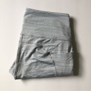 Athleta grey calf length white mesh panels yoga workout leggings women’s small